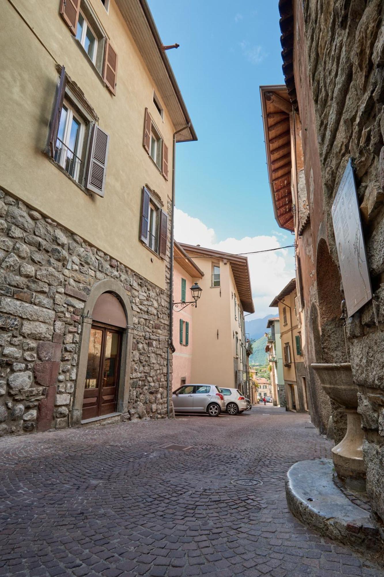 Charme Nel Borgo Di Bienno Di Design, Natura & Relax Exteriör bild
