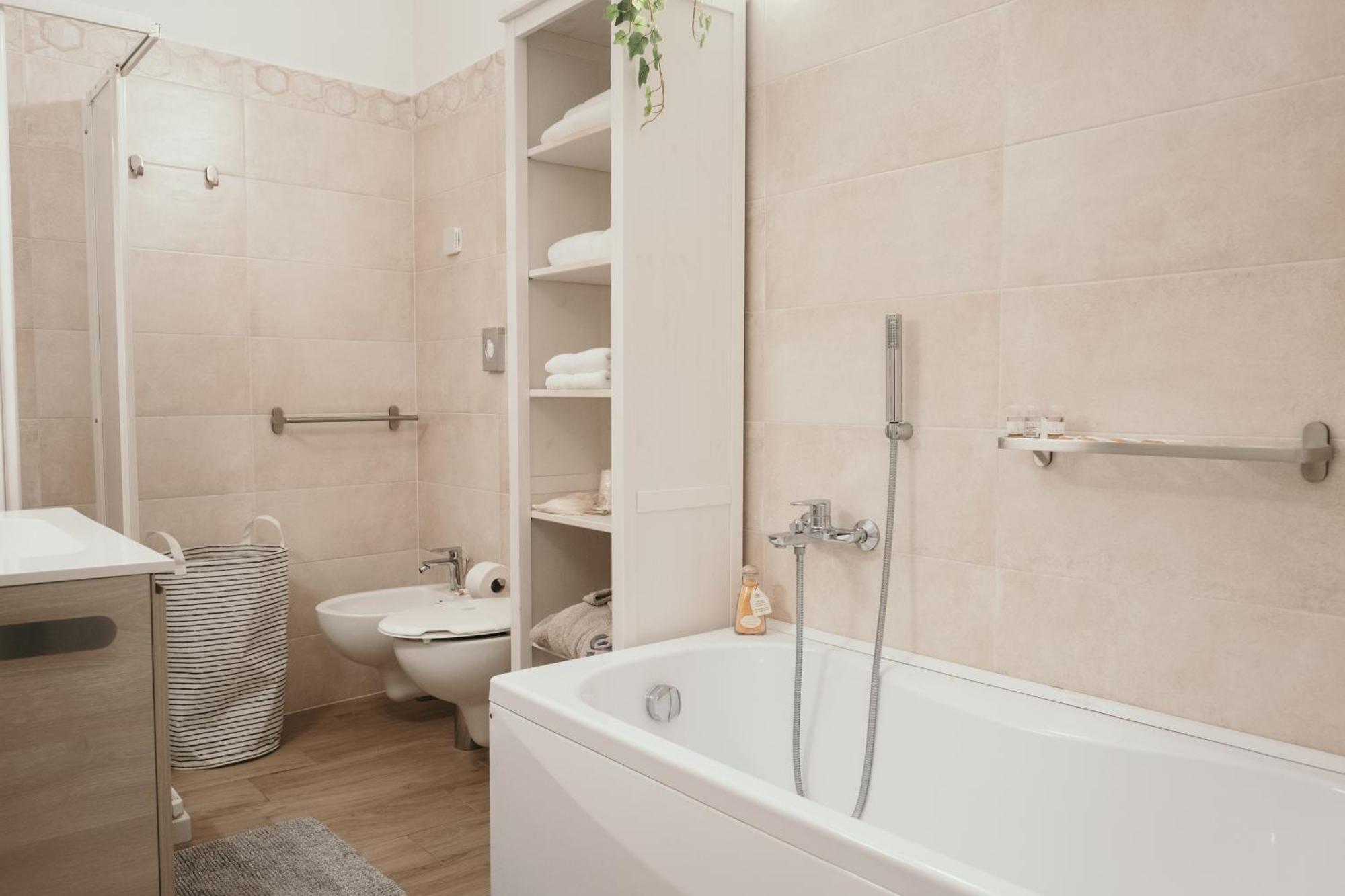 Charme Nel Borgo Di Bienno Di Design, Natura & Relax Exteriör bild